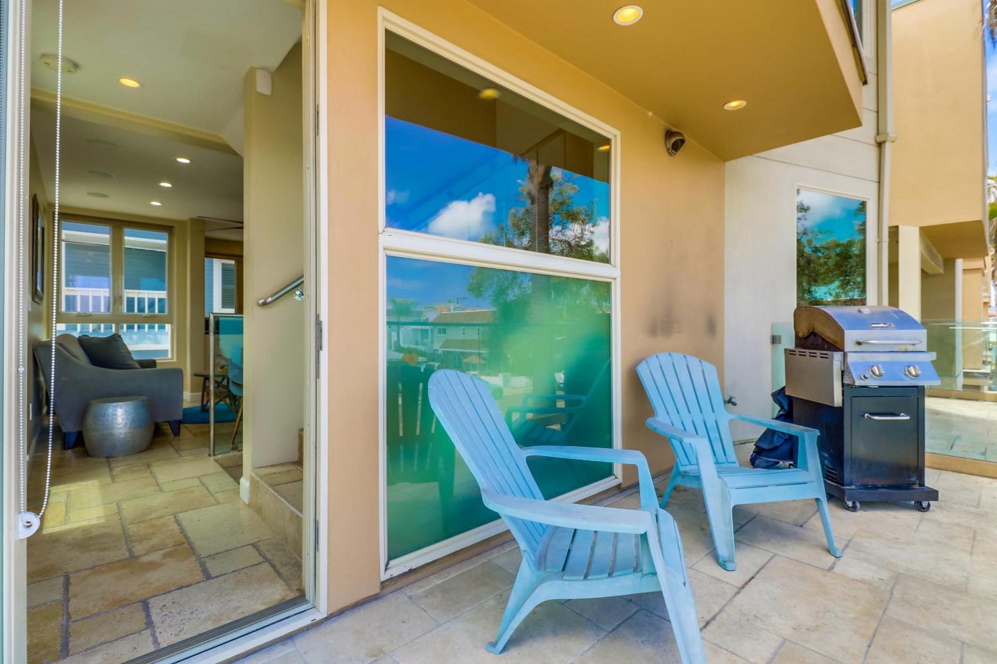 Ocean Breeze 1 & 2 * San Diego