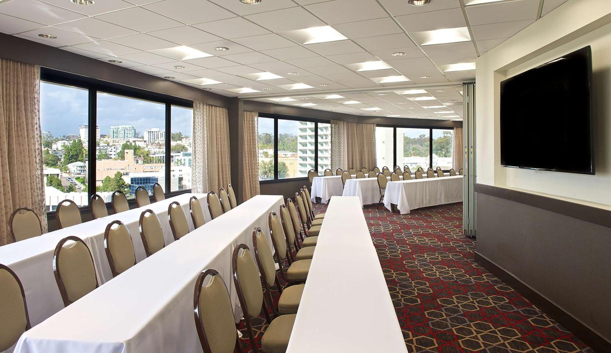 The Dextro, Bw Premier Collection Hotel 3*