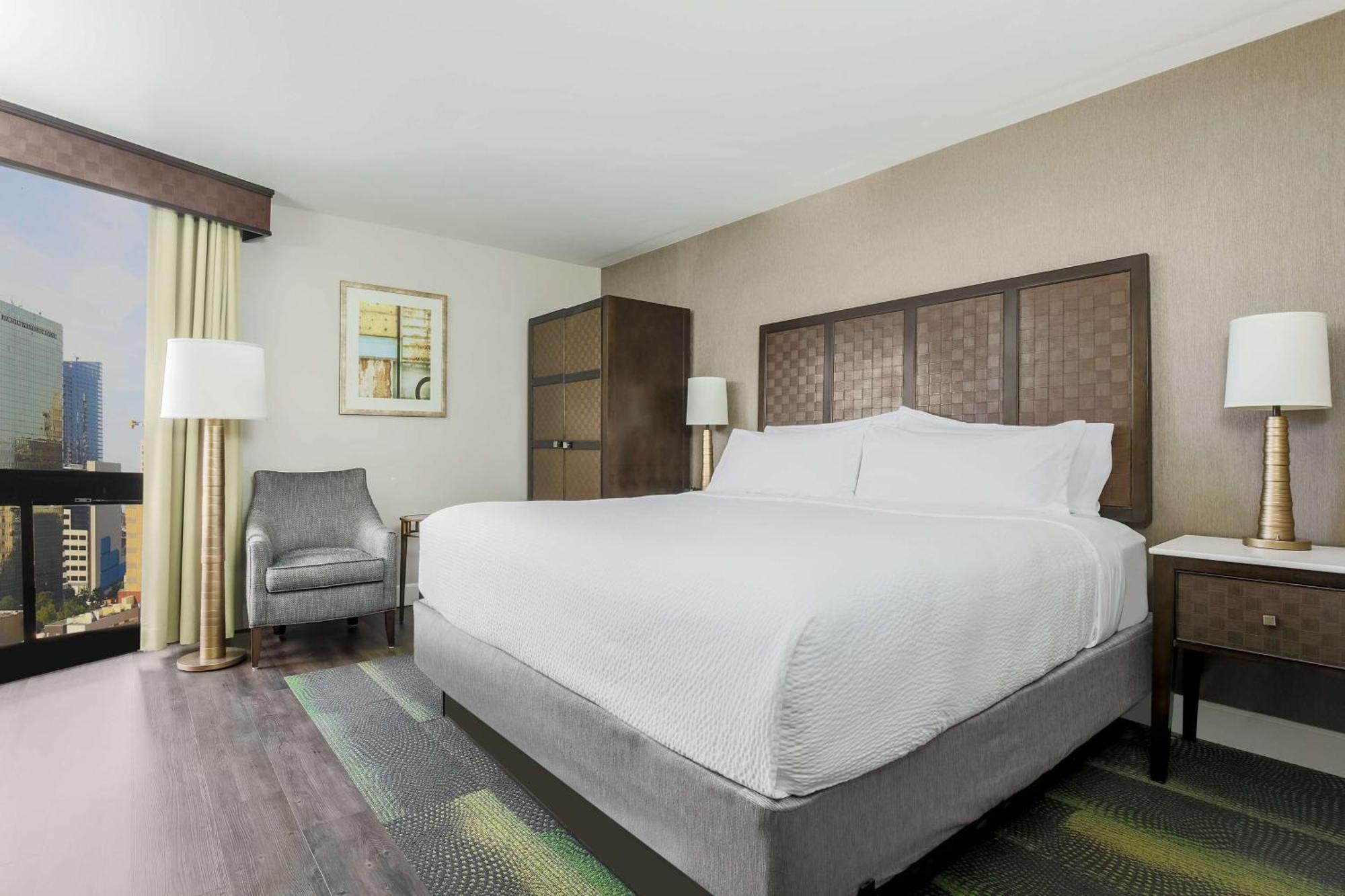 The Dextro, Bw Premier Collection Hotel San Diego