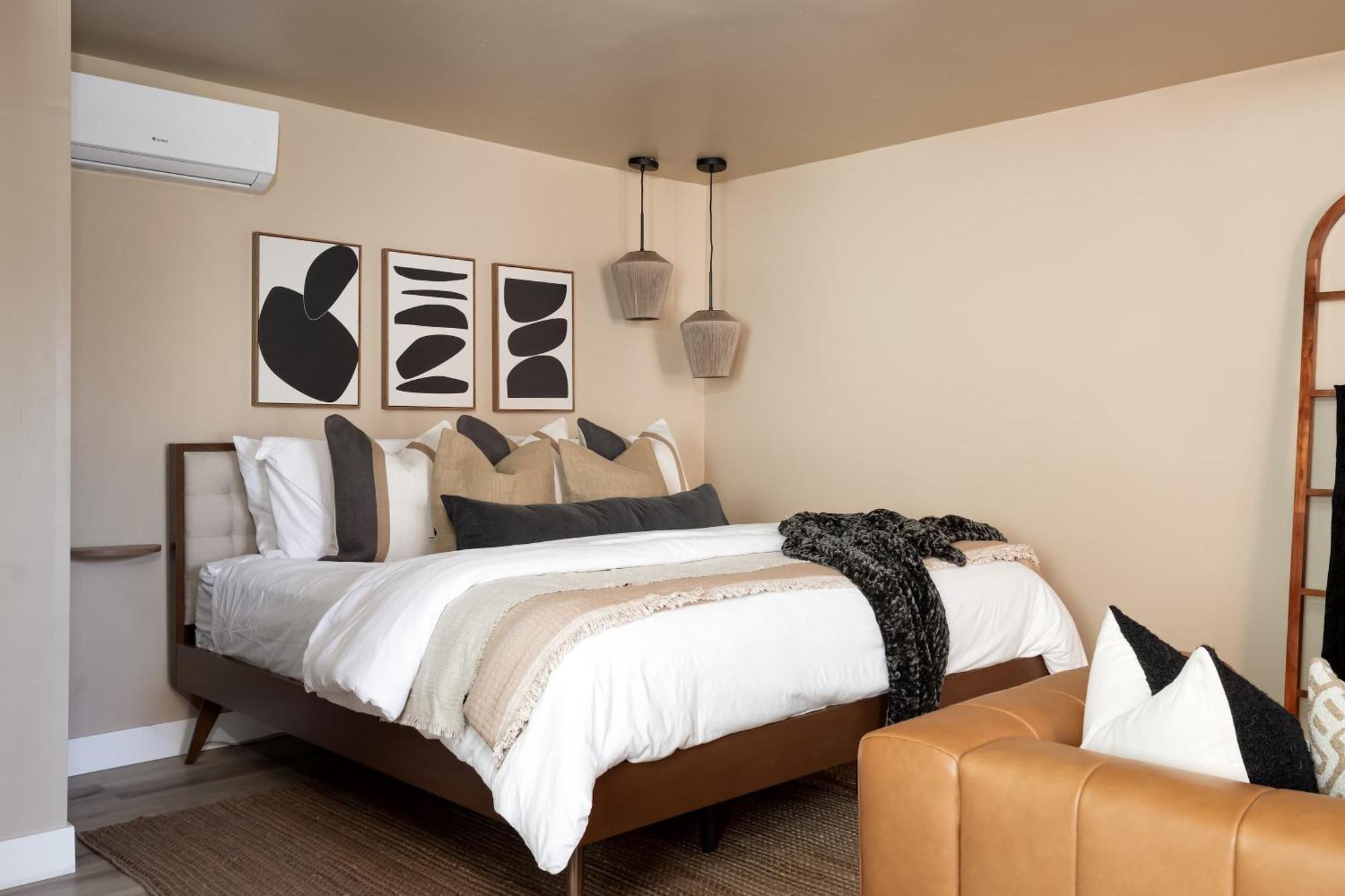 Cozy Private With Patio Ac Laundry