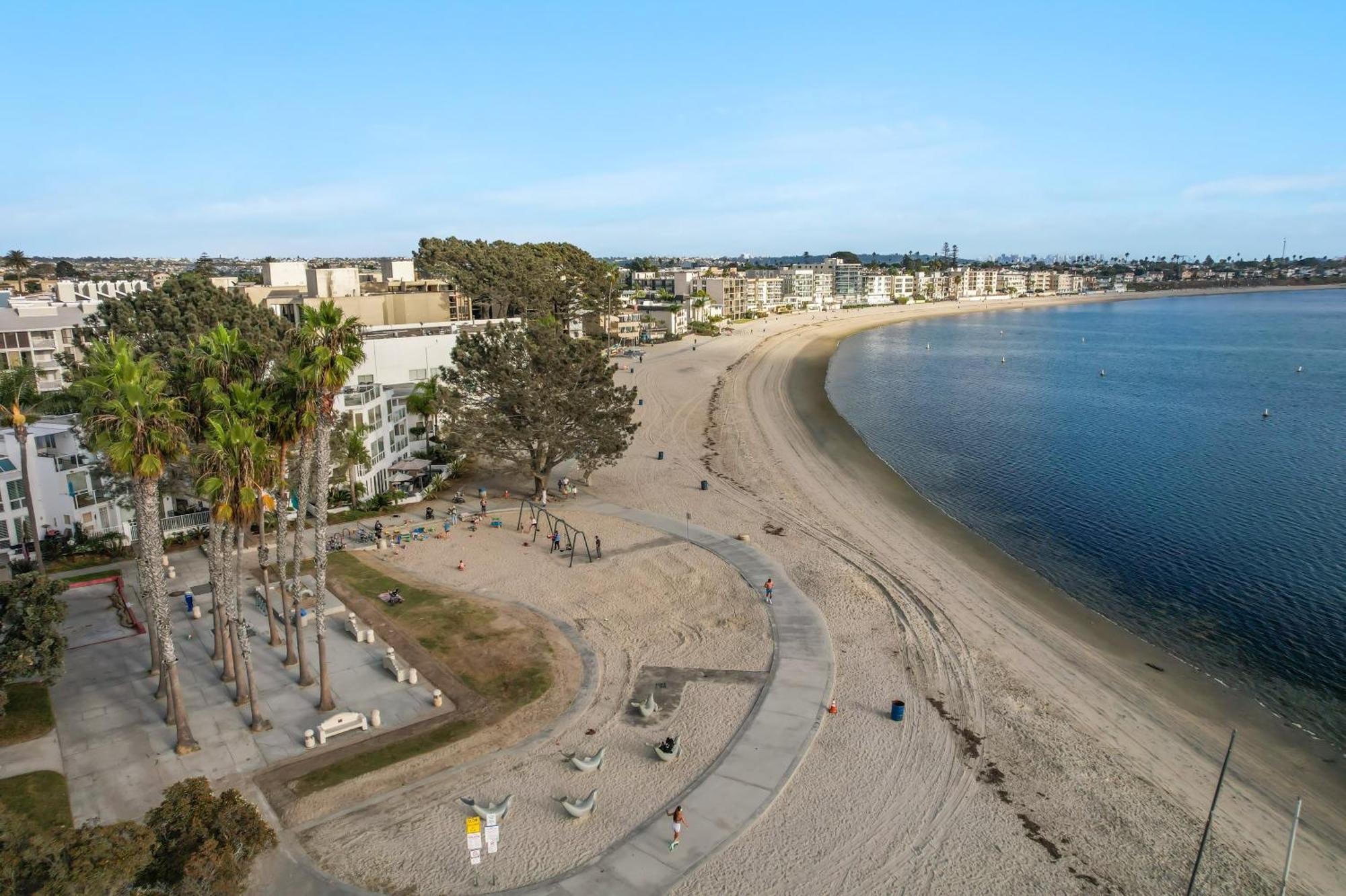 Dreamin Luxury Water View Ac Garage Fast Wifi Rooftop Patio 5175 Holiday home