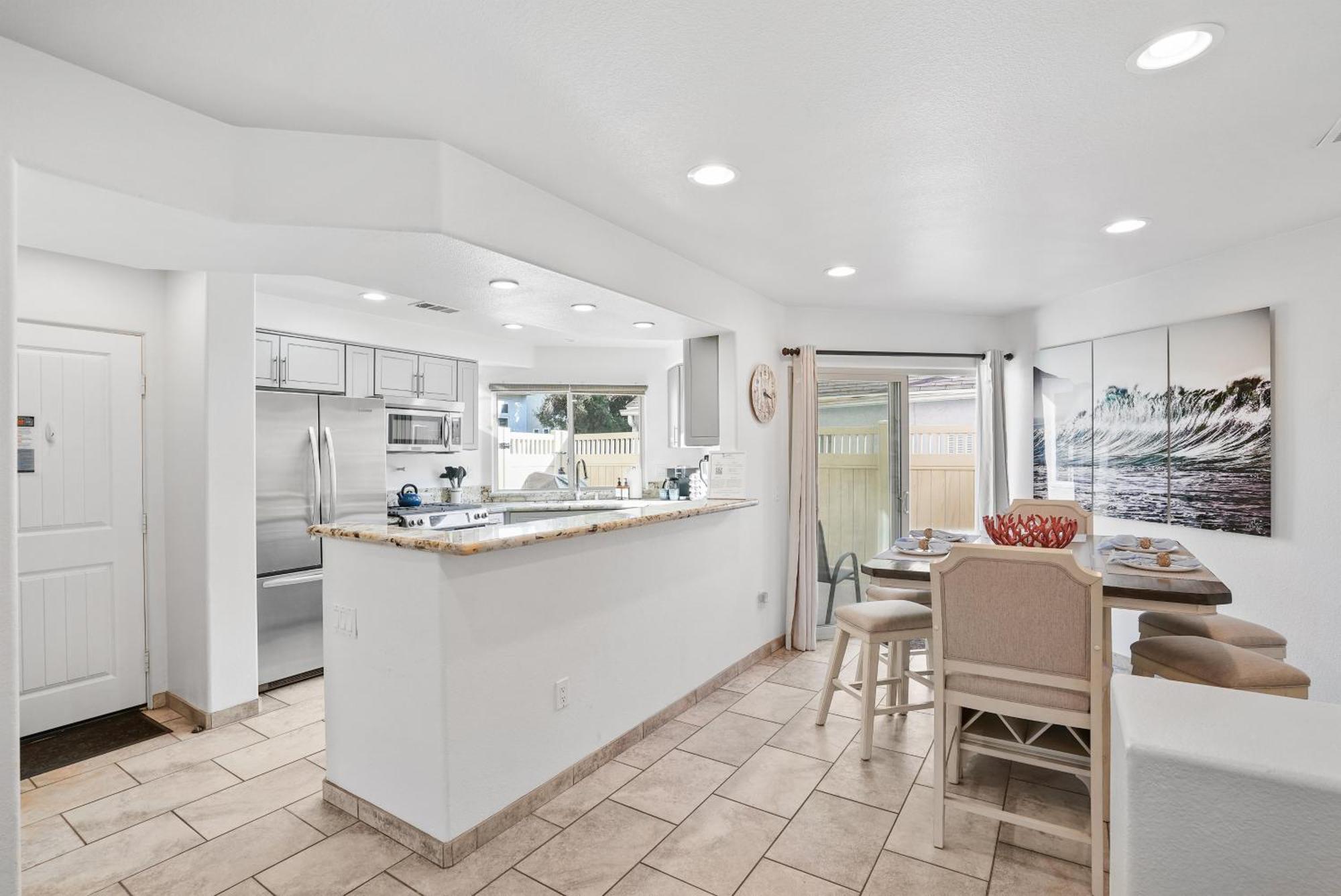Dreamin Luxury Water View Ac Garage Fast Wifi Rooftop Patio 5175 Holiday home