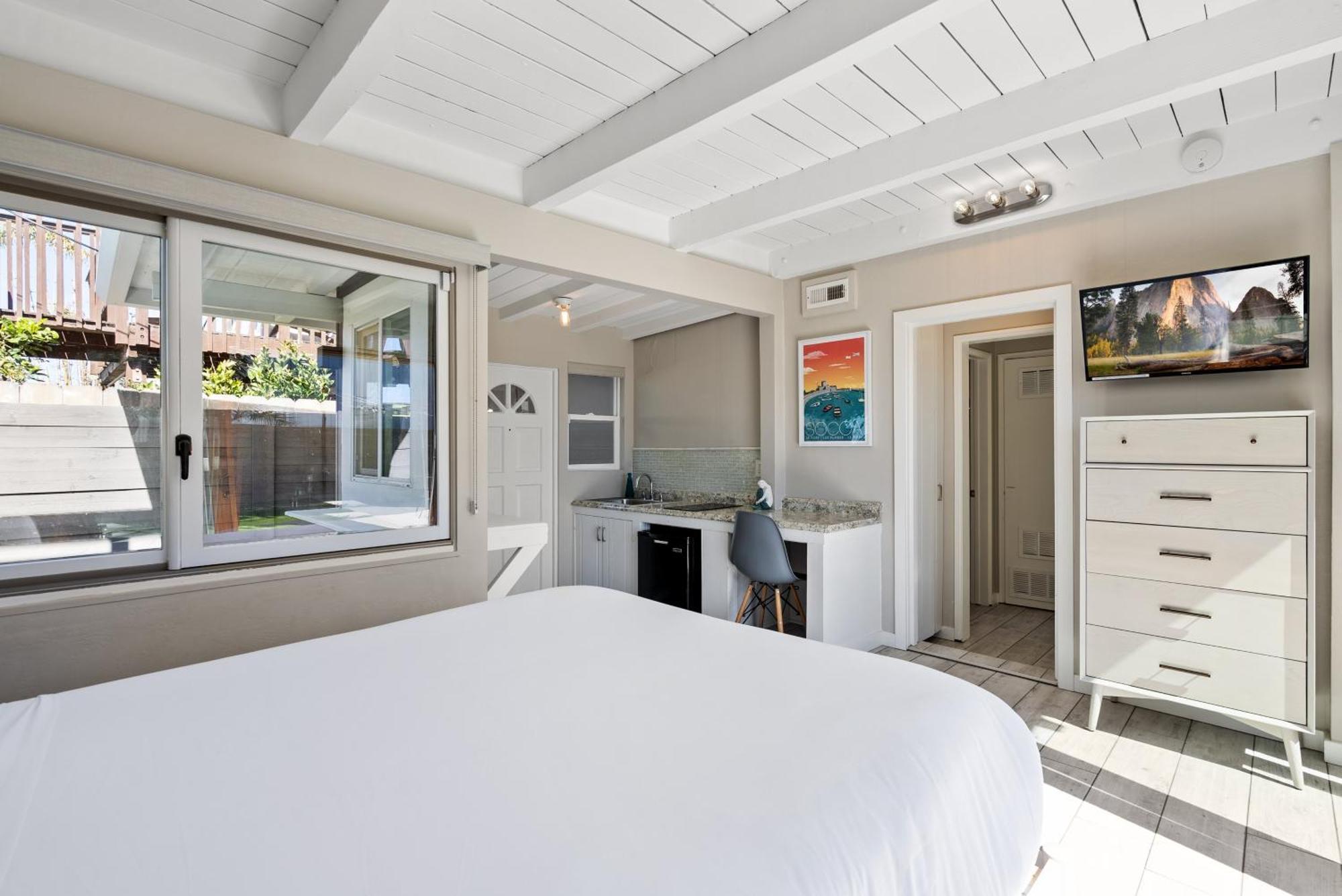 C5552 - Bird Rock Gem Holiday home *