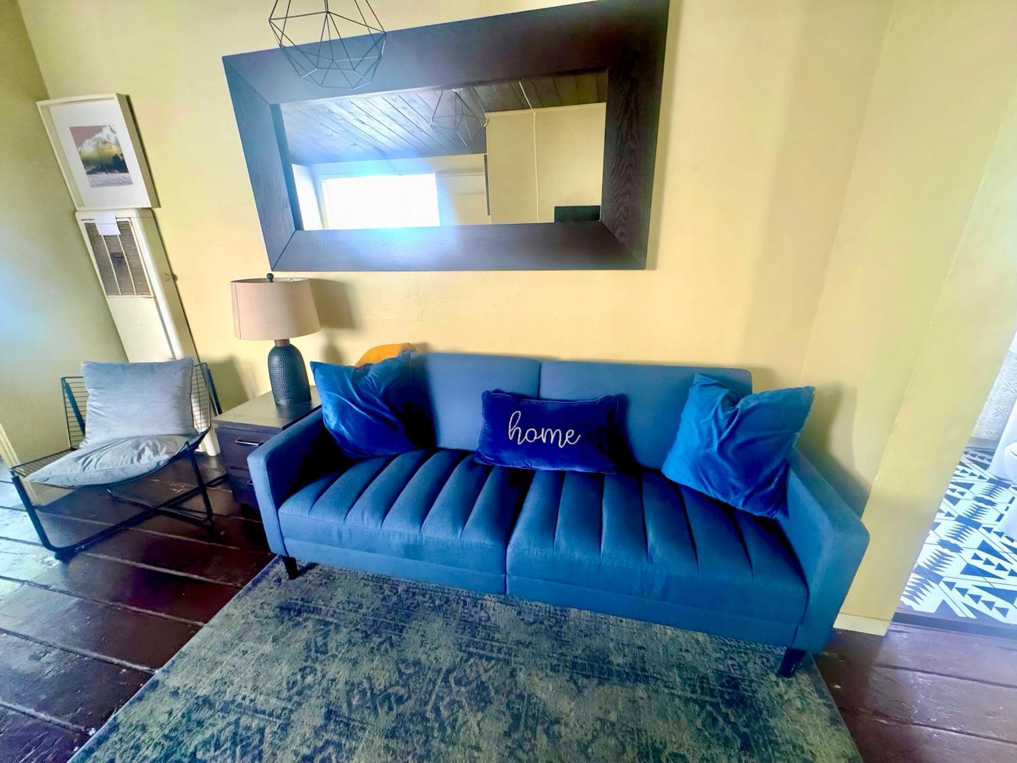 Sunset Haven: Lakeside Charm In Ocean * San Diego