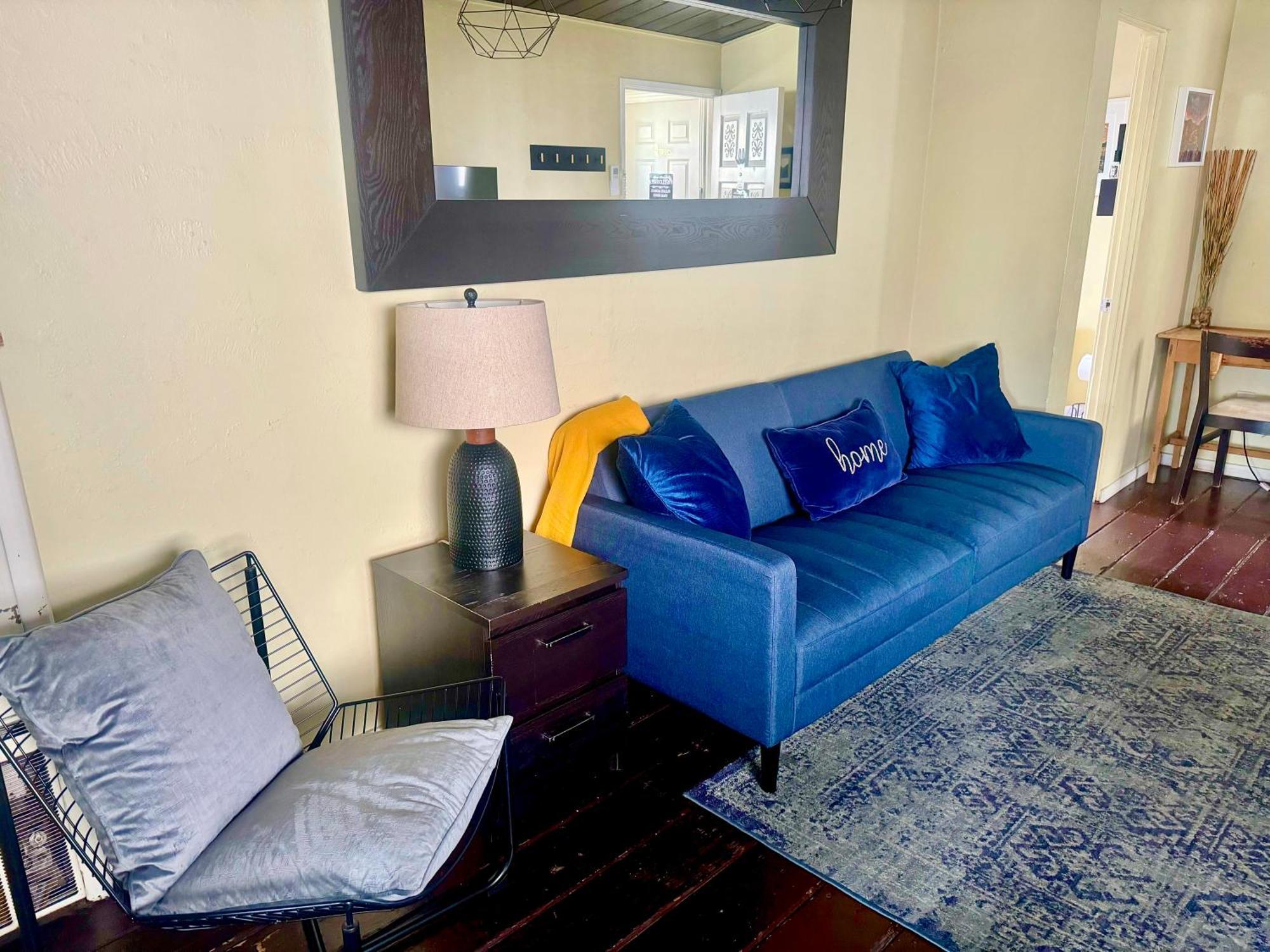 Sunset Haven: Lakeside Charm In Ocean * San Diego