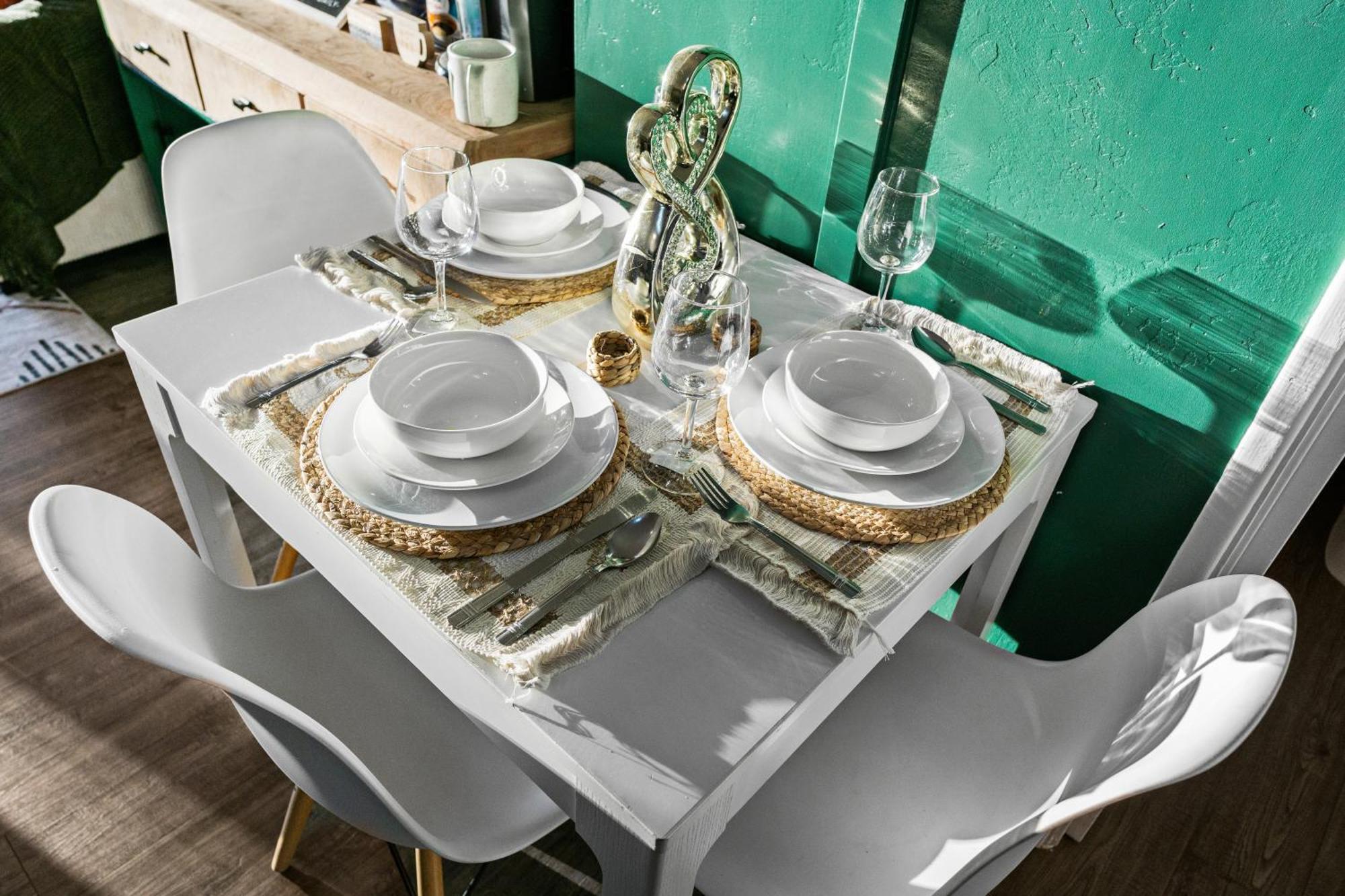 Сasa de vacaciones Entire Private 1-bedroom With Hot Spa, 1 Gbps Wi-fi, Parking, View *
