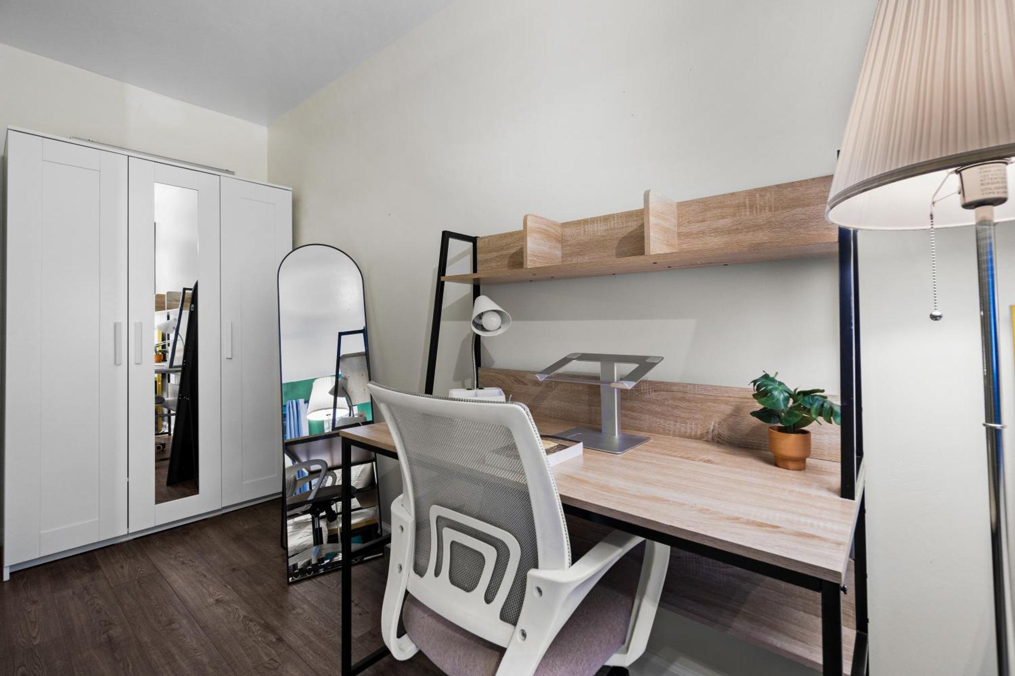 Entire Private 1-bedroom With Hot Spa, 1 Gbps Wi-fi, Parking, View Сasa de vacaciones *