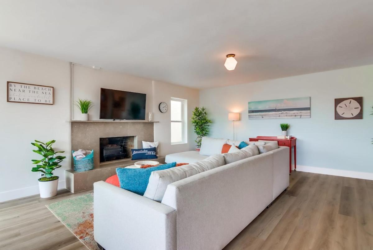 Oceanview Hilltop Apartment