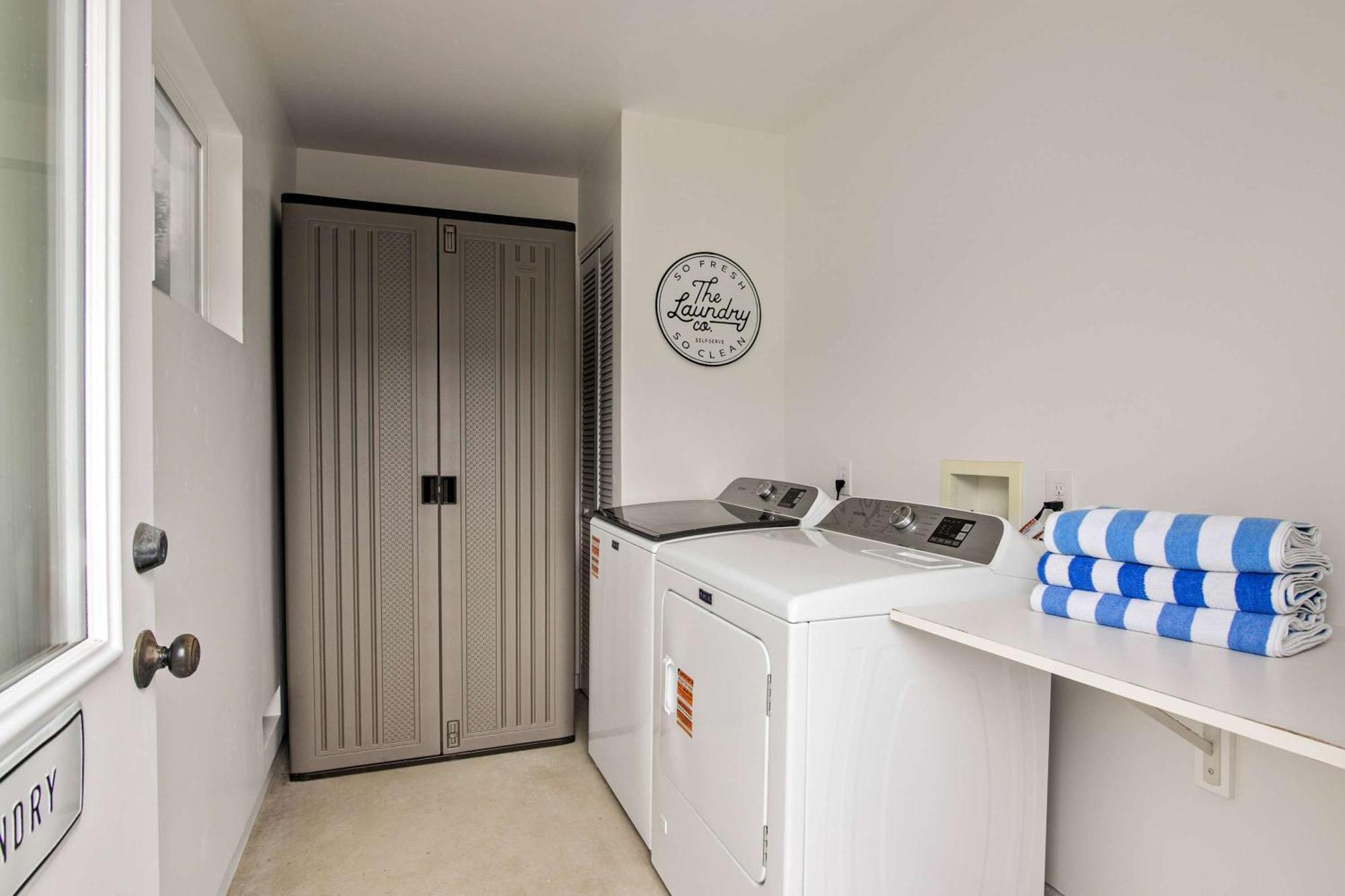 Сasa de vacaciones Coastal Retreat 1br Steps To Ocean & Peek Views