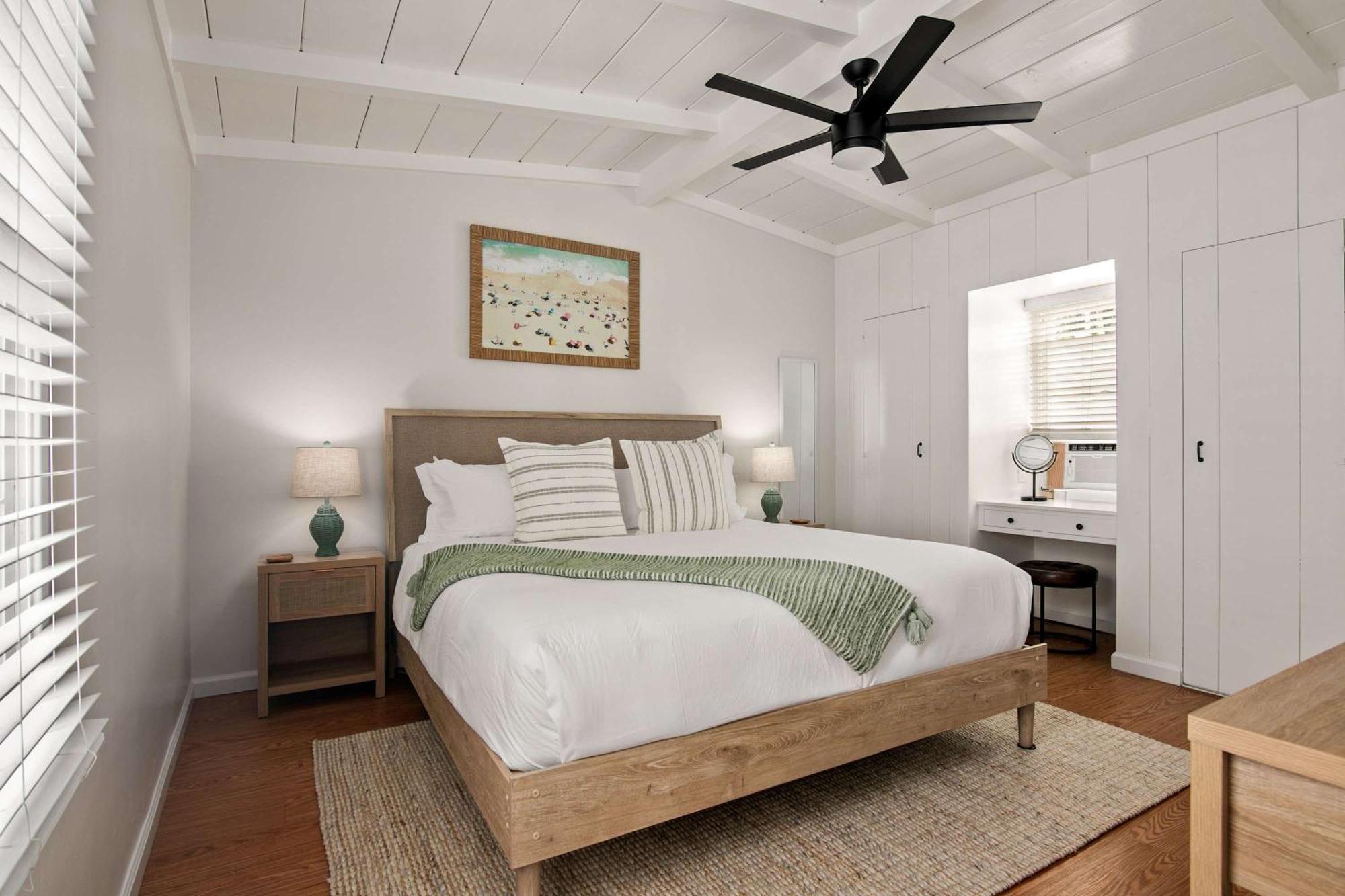 Coastal Retreat 1br Steps To Ocean & Peek Views Сasa de vacaciones
