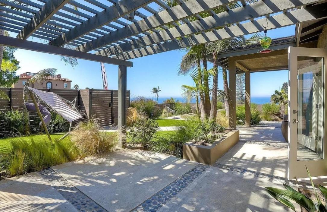 Ocean Views W Stunning Sunsets By The Firepit Holiday home *