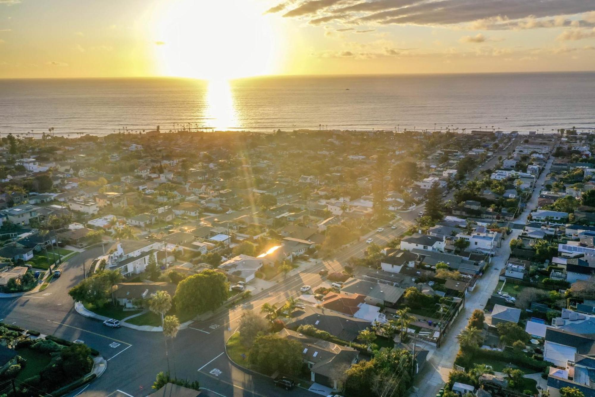 Ocean Views W Stunning Sunsets By The Firepit