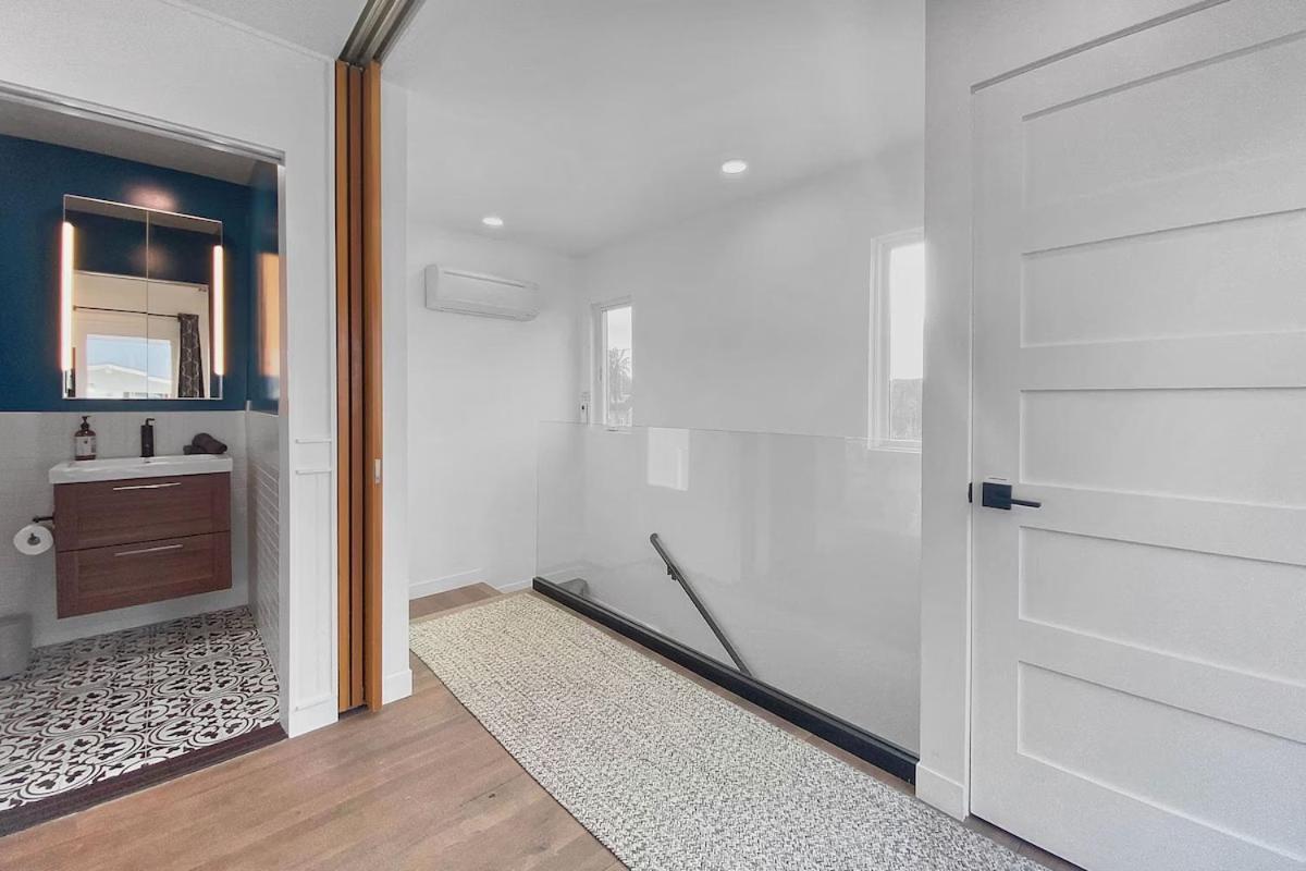 Ocean View Luxury Homes With Ac And Parking * San Diego