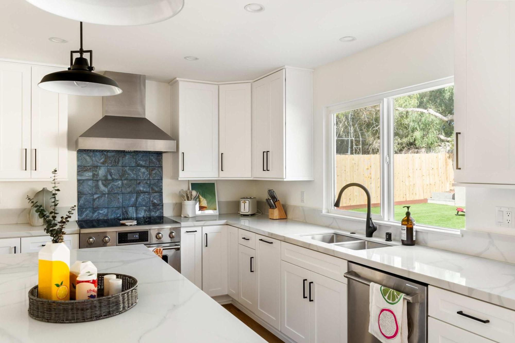 Luxury 5-bedroom Family In La Jolla Minutes To The Ocean Sleeps 14 San Diego