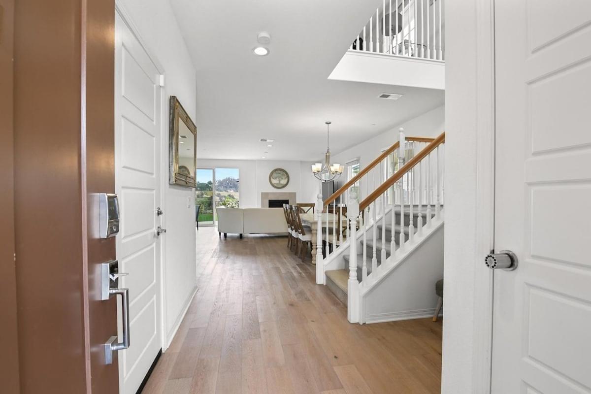 4br 4bath Is Need * San Diego