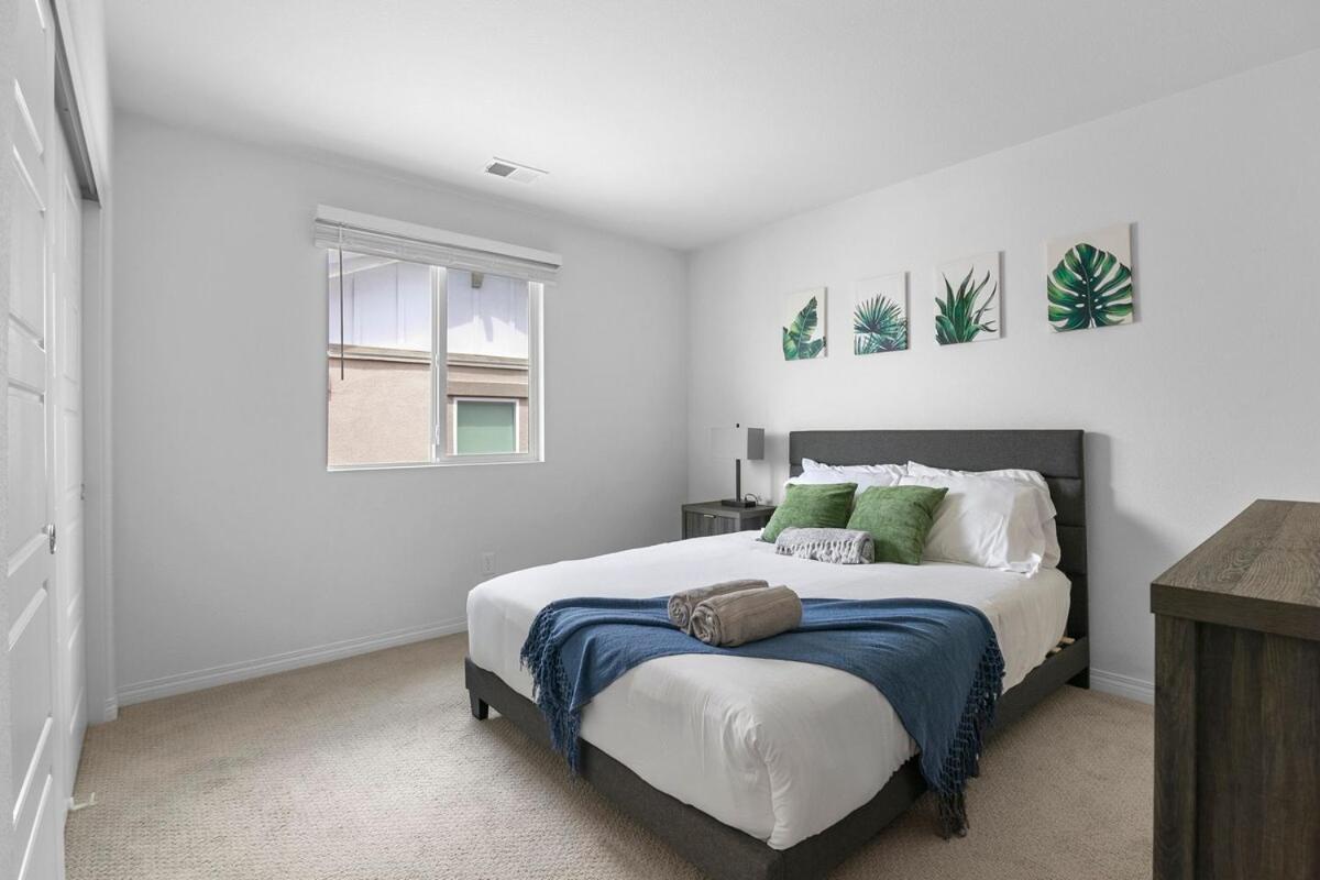 4br 4bath Is Need
