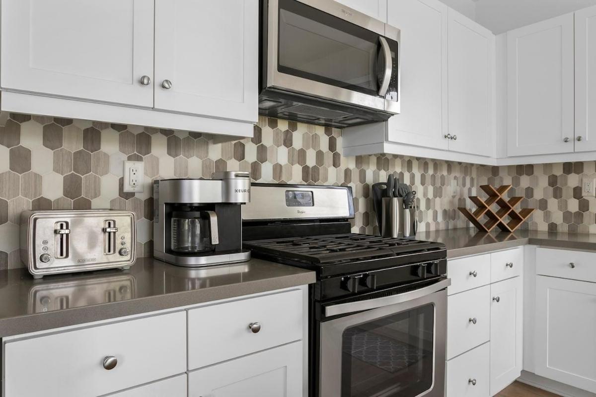 4br 4bath Is Need