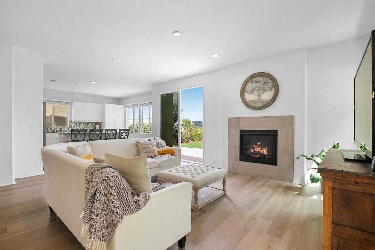 Holiday home 4br 4bath Is Need