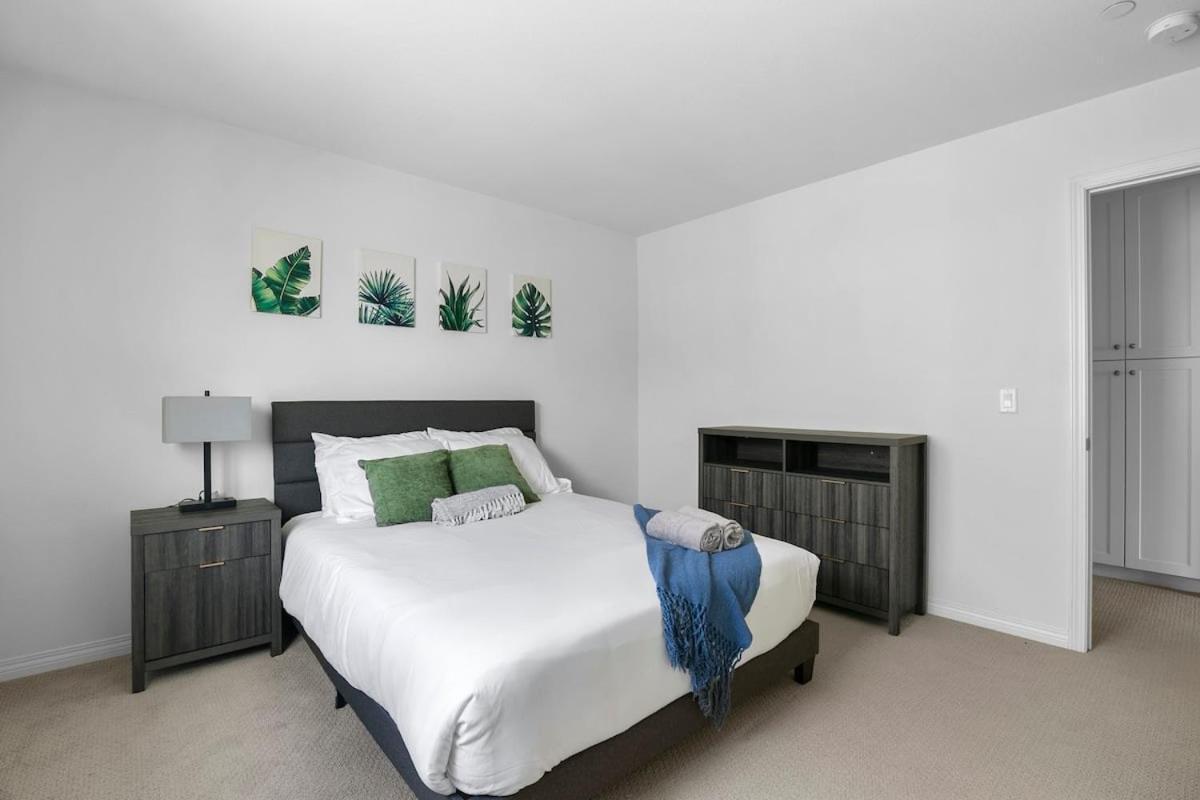 4br 4bath Is Need *