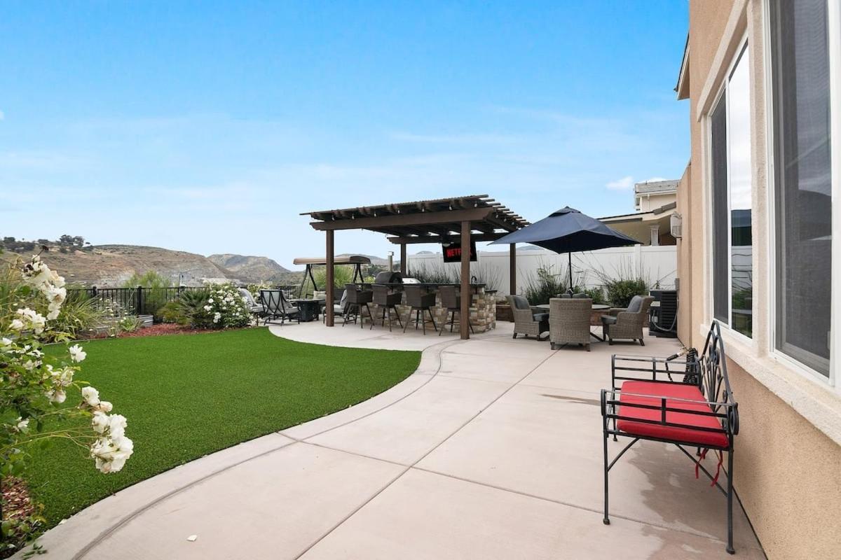 Holiday home 4br 4bath Is Need