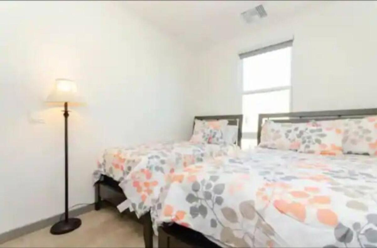Chic 2 Bedroom Near Petco Park Convention Center * San Diego