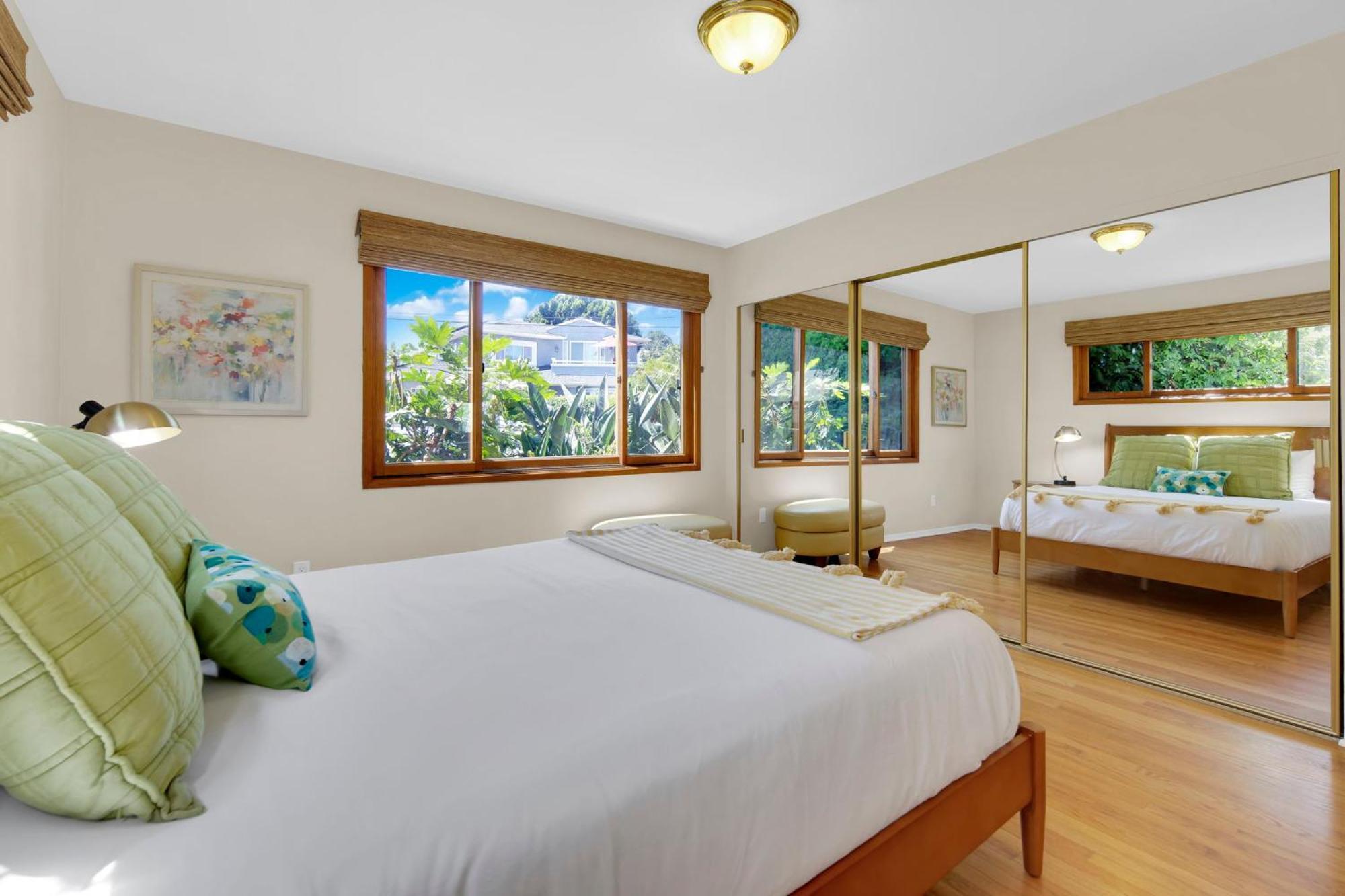Sea Breeze Holiday home *