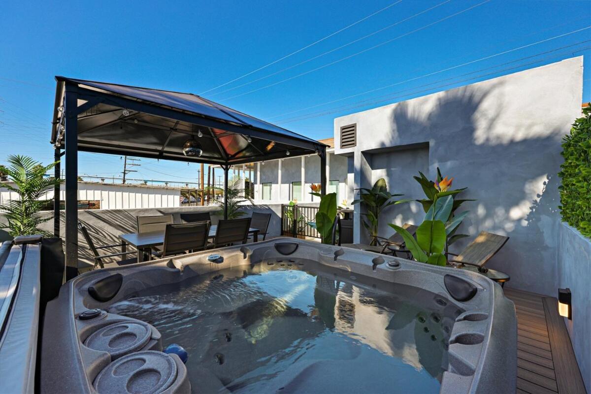 Harborside 08 With Hot Tub Apartment