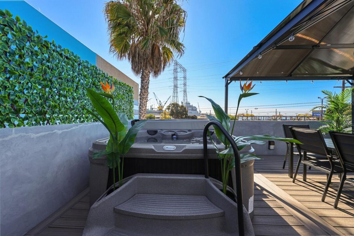 Harborside 08 With Hot Tub