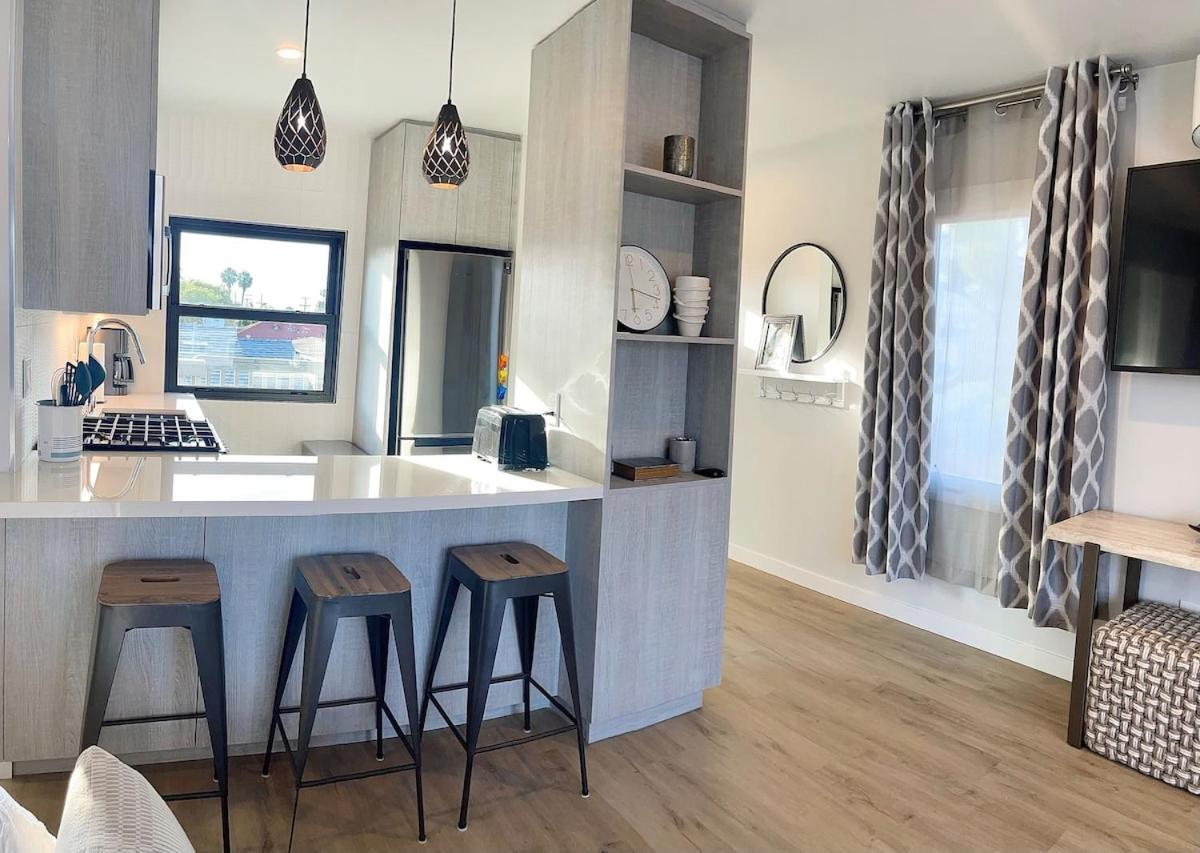 Stunning Ocean Gem - Has Everything! *
