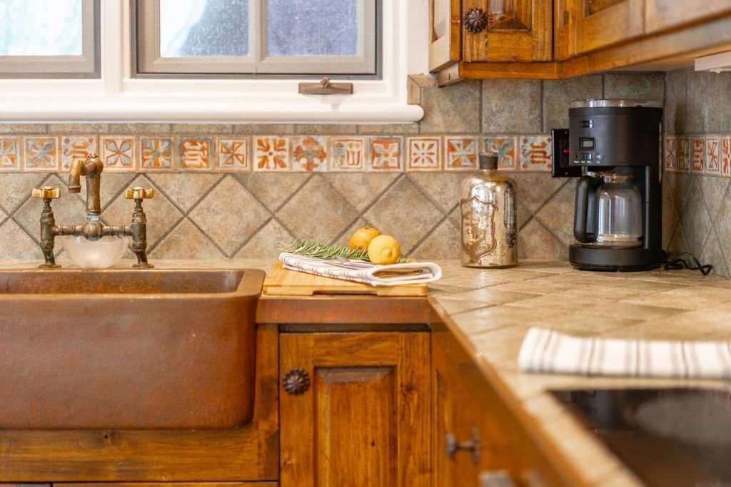 Fairbanks Ranch 9br Compound *
