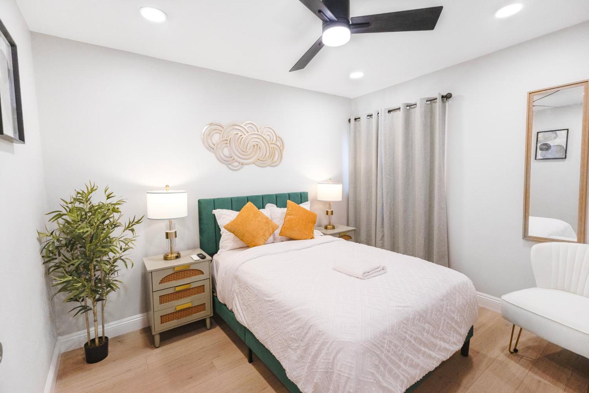 Exotic Cumberland Street By Sdstay San Diego