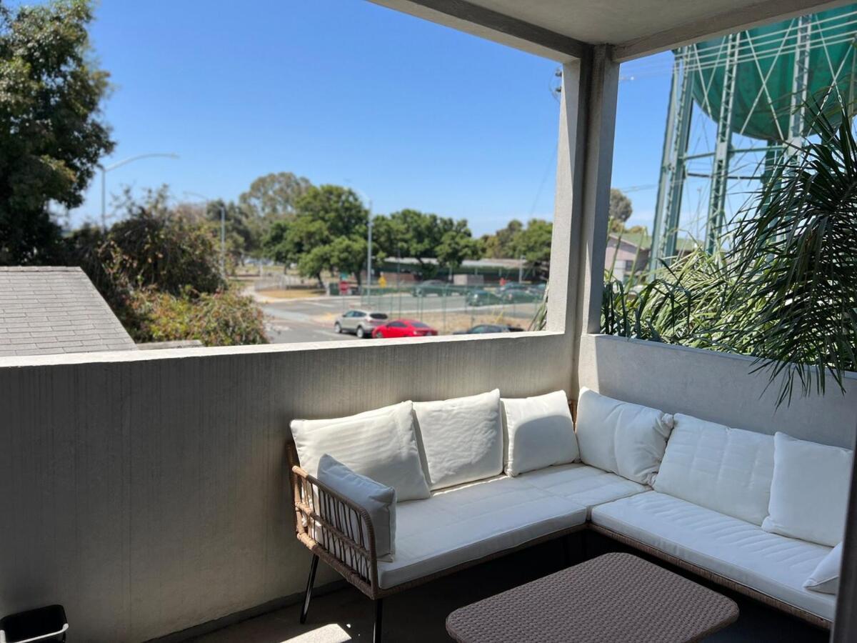 Apartment Cozy North Park Townhome