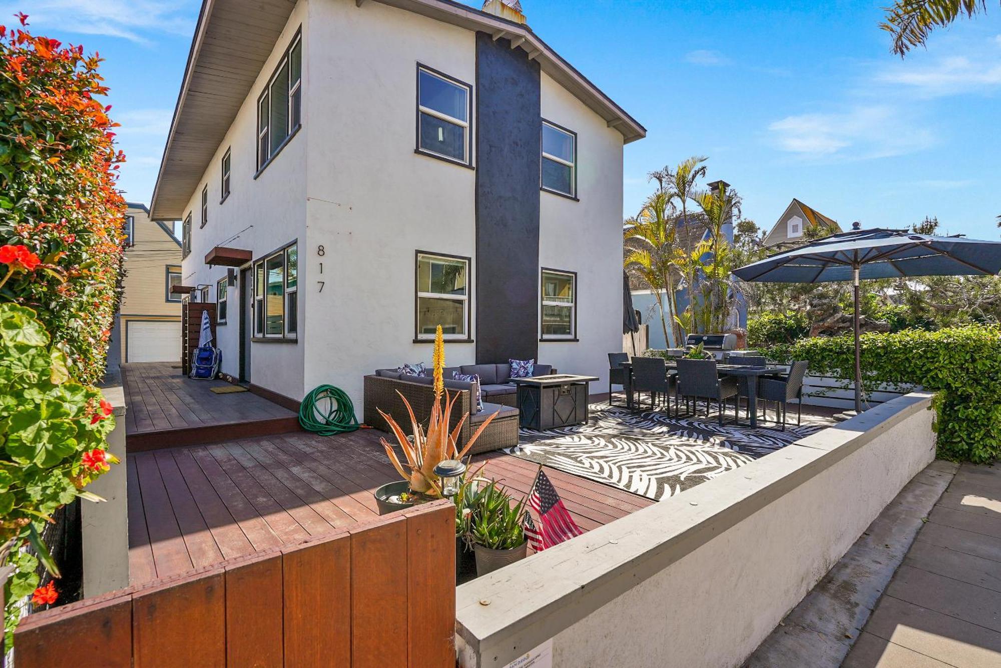 Holiday home Steps To The With Private Patio Bbq And Fire Pit