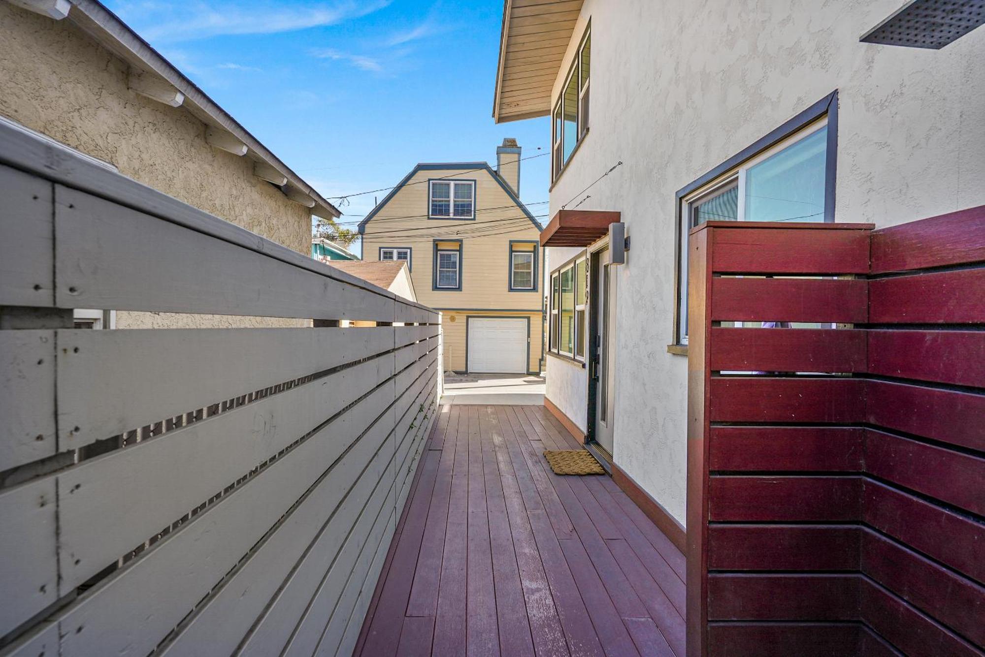 Steps To The With Private Patio Bbq And Fire Pit Holiday home San Diego
