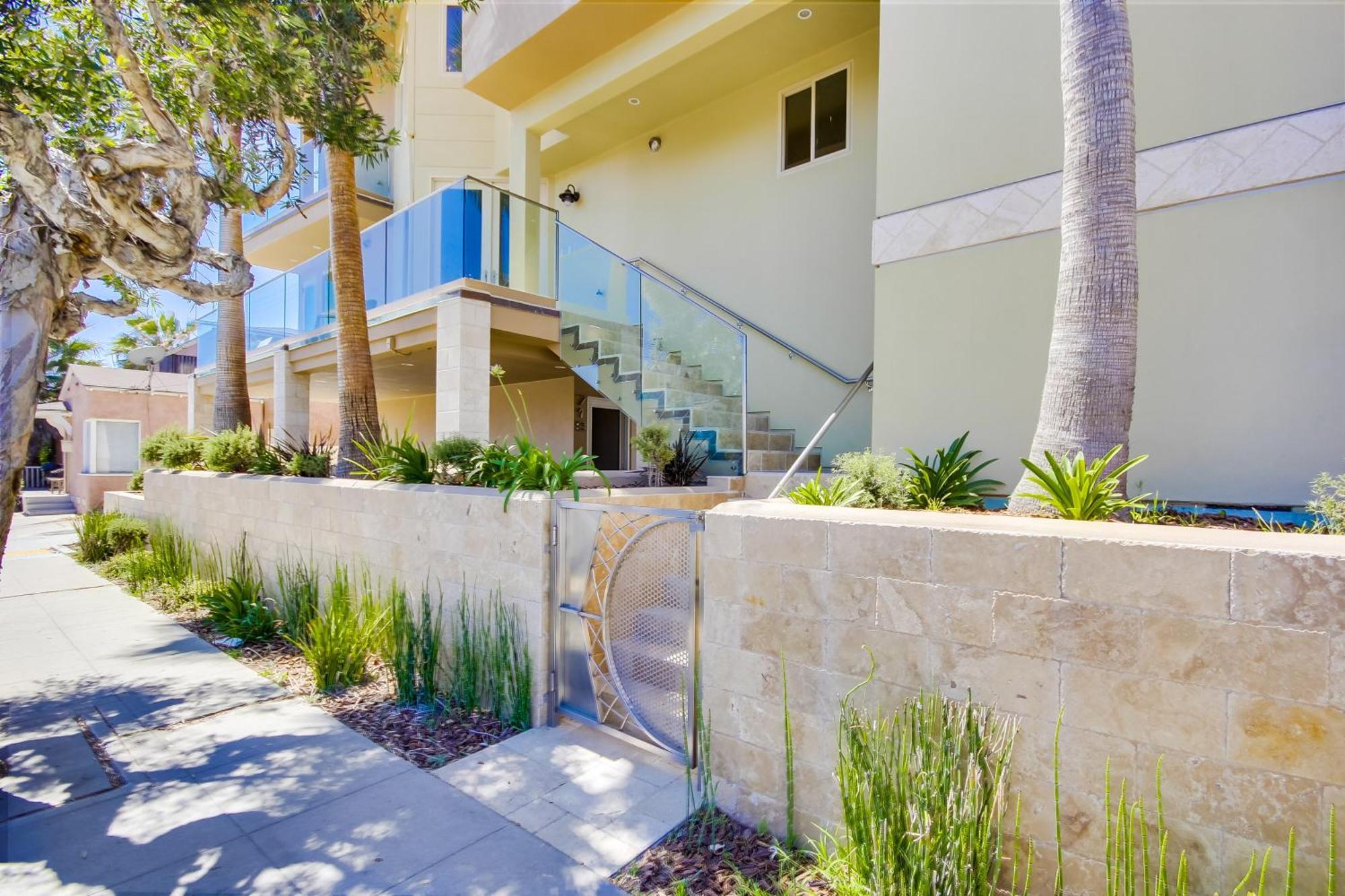 Holiday home Ocean Breeze 1 & 2 *