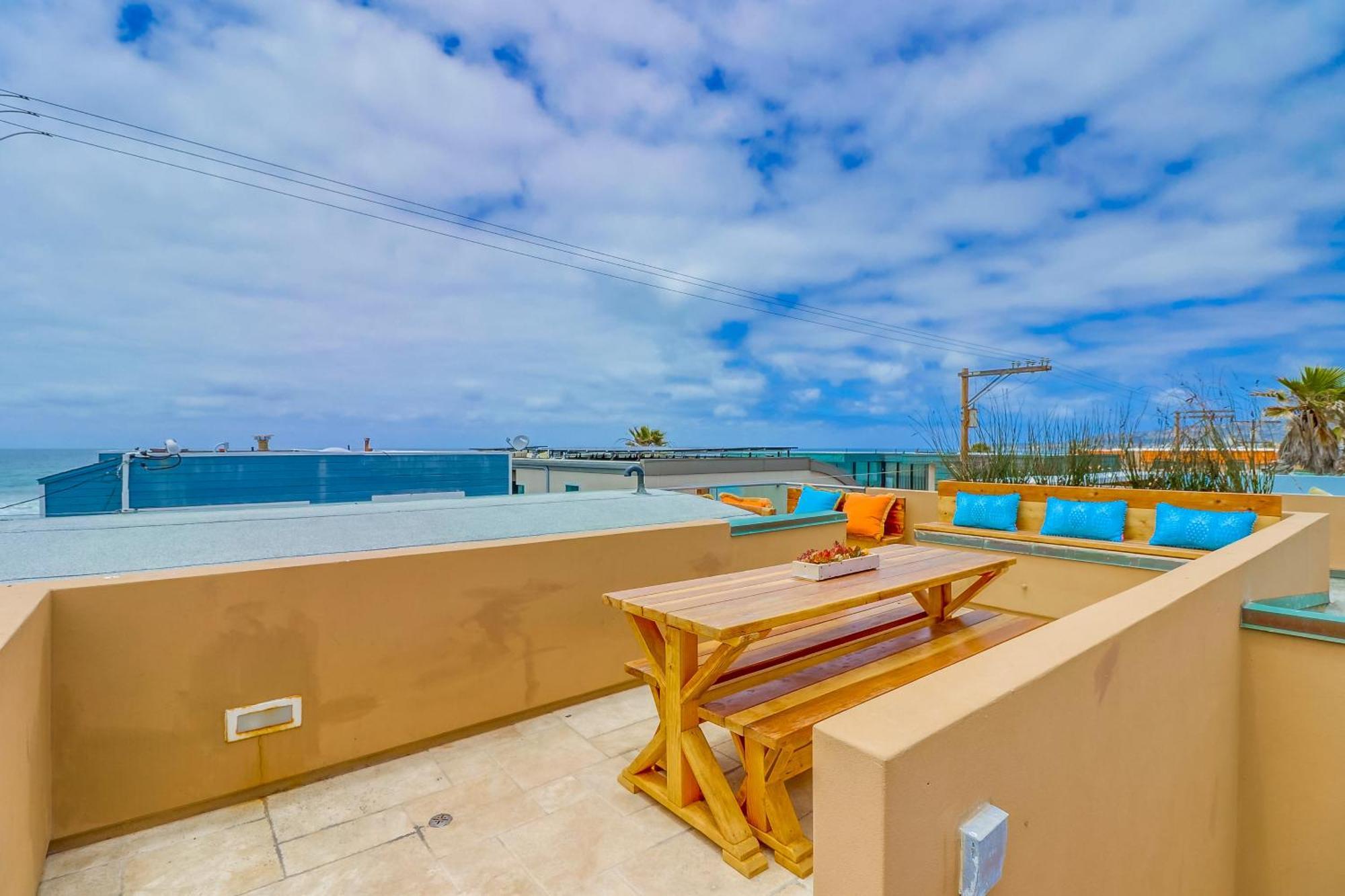 Ocean Breeze 1 & 2 Holiday home *