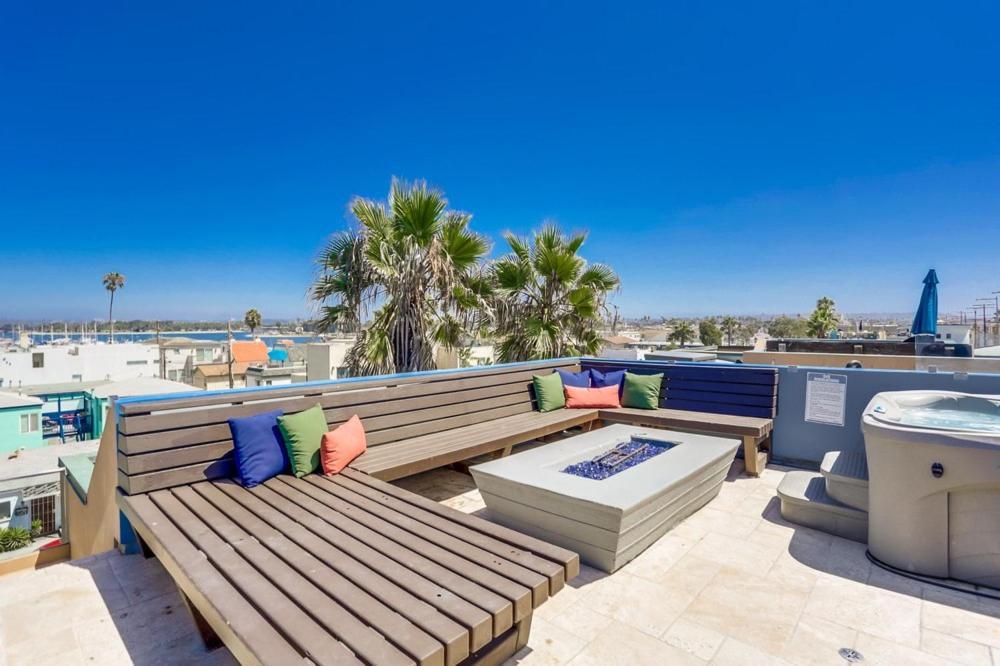 Ocean Breeze 1 Holiday home *