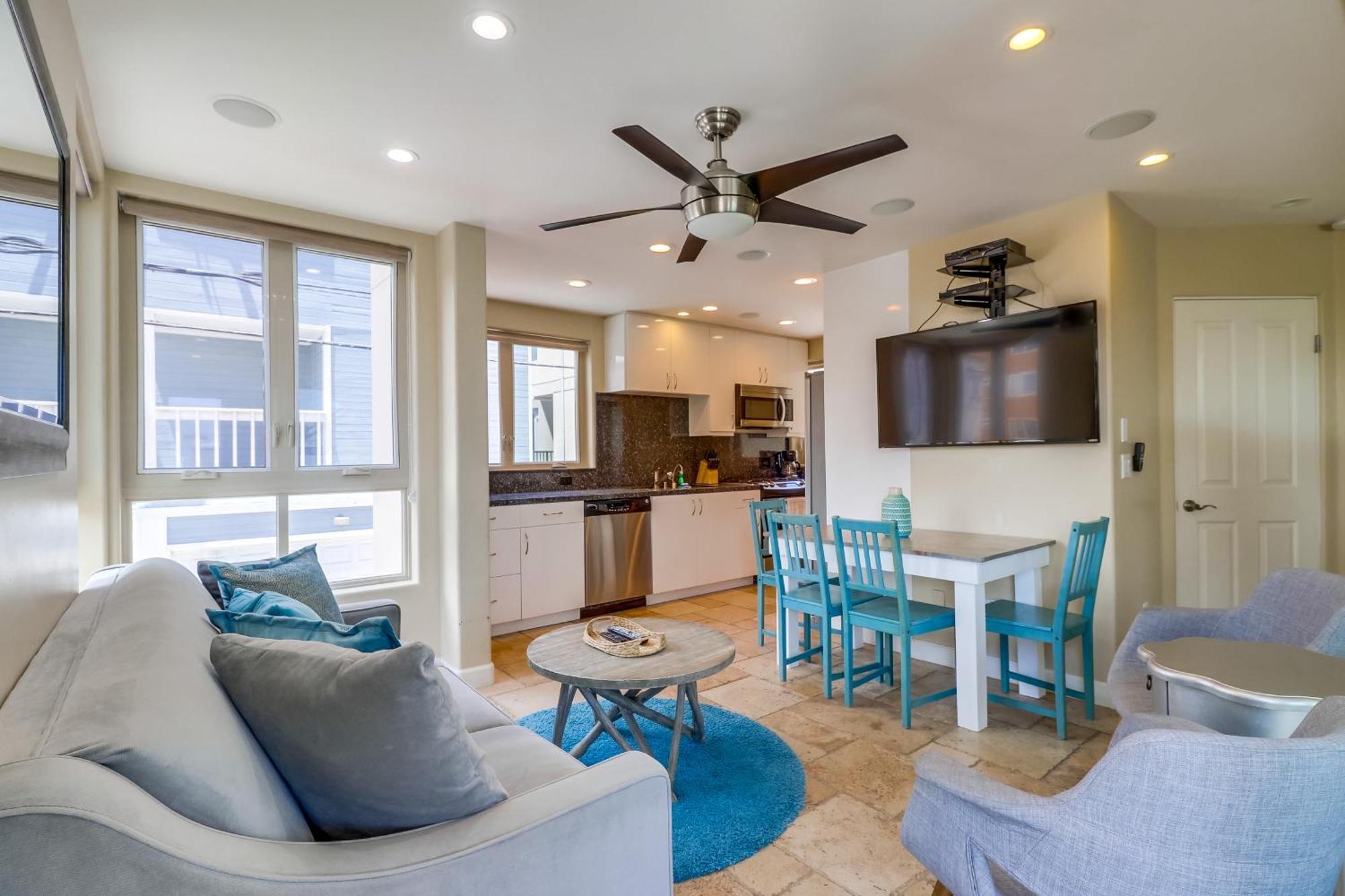 Ocean Breeze 1 & 2 Holiday home