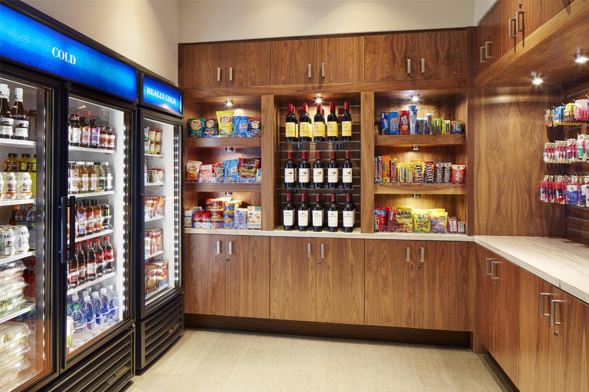 Hilton Garden Downtown/bayside, Ca Hotel 3*