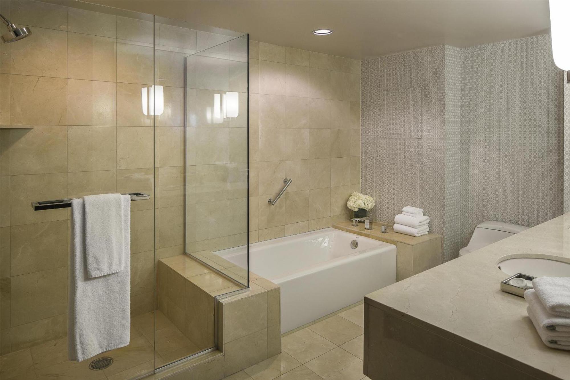 Hotel Manchester Grand Hyatt