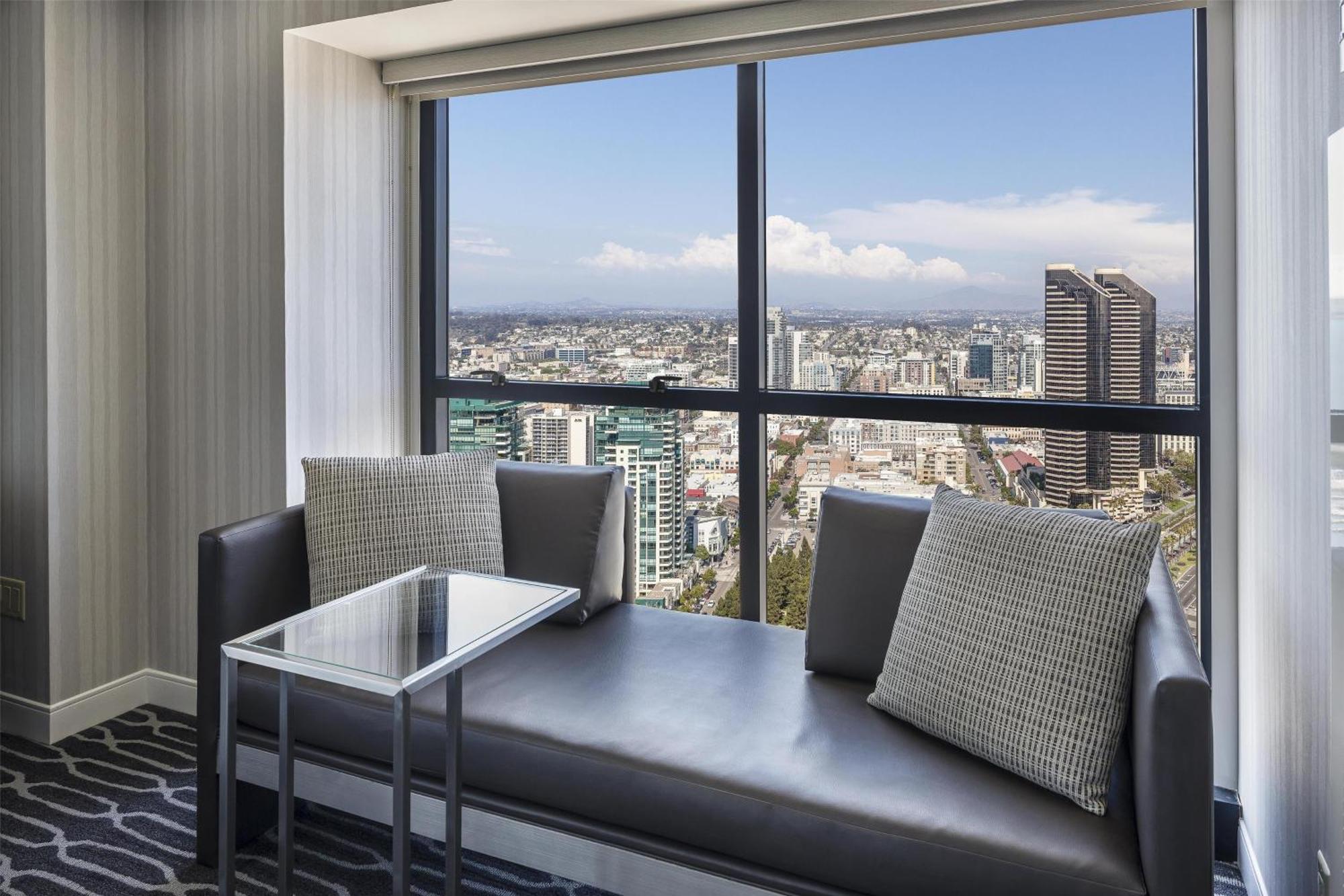 Hotel Manchester Grand Hyatt 4*