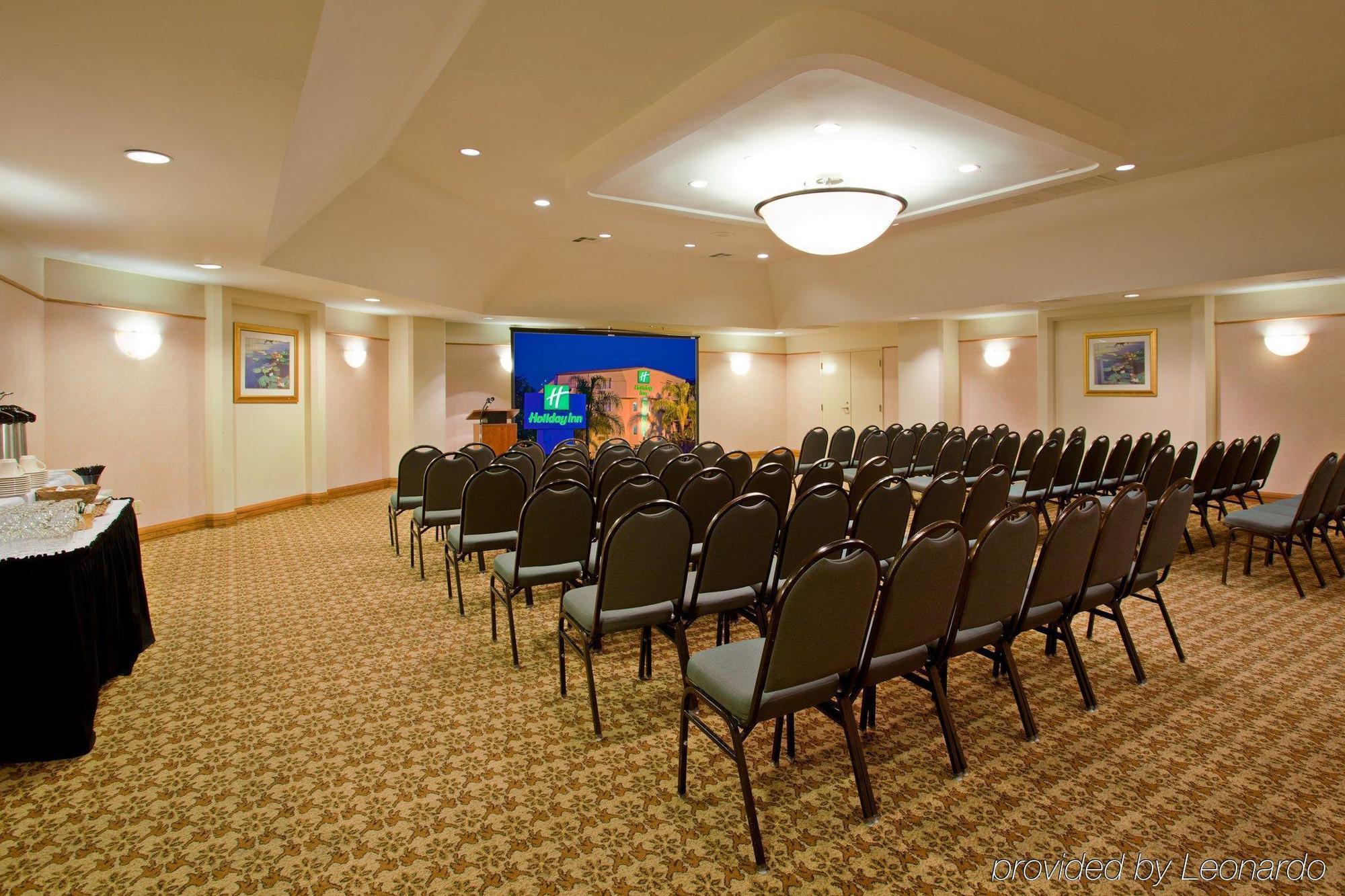 Hilton Garden Mission Valley/stadium