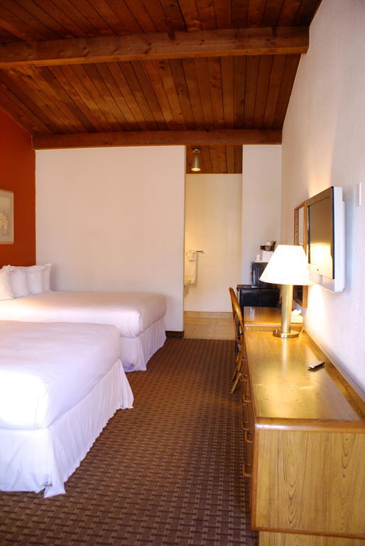 Hotel Days Harbor View 2*