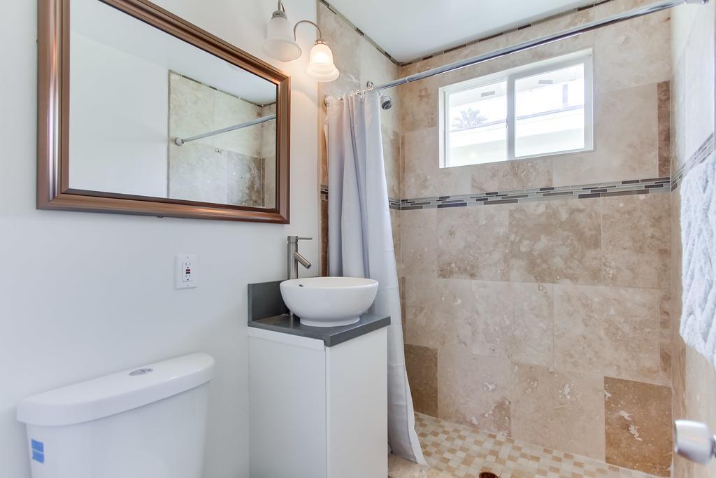 Holiday home Contemporary Sunset Cliffs Beach