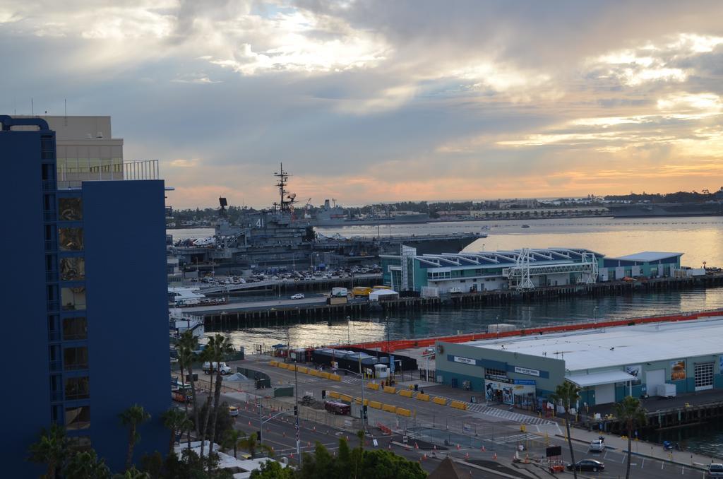 Hotel Wyndham Bayside San Diego