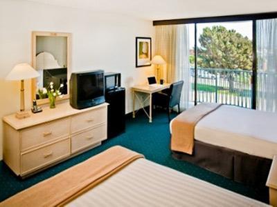 Western Yacht Harbor Hotel