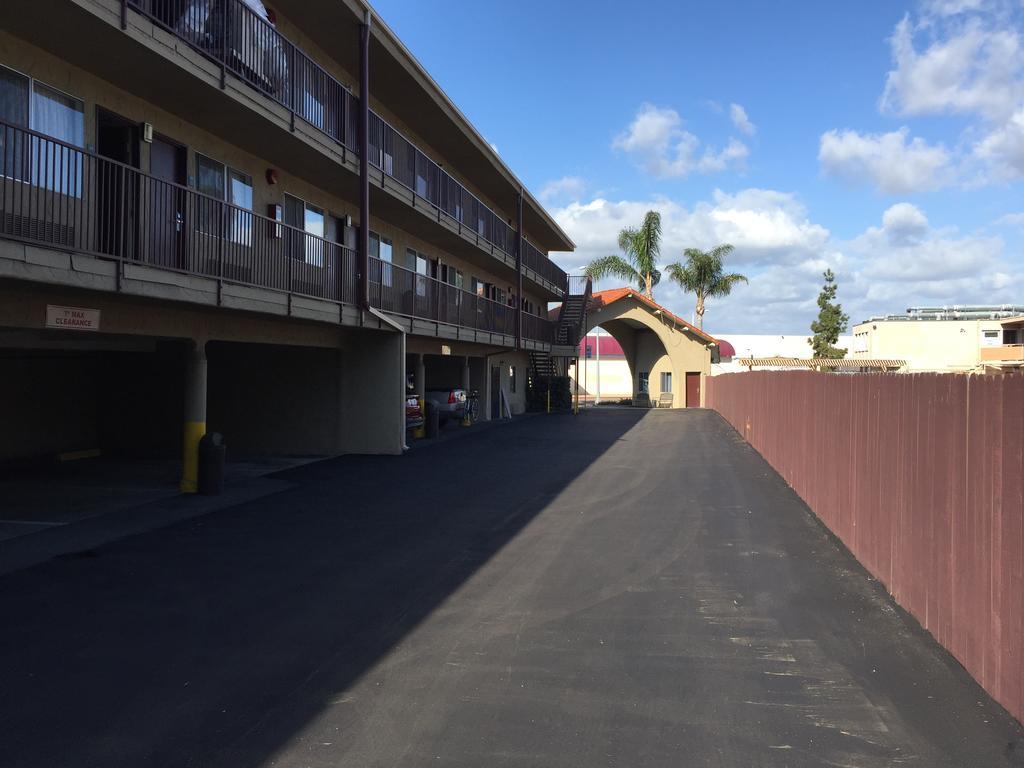 Bay And Motel San Diego