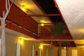 Sunrise Motel 2*