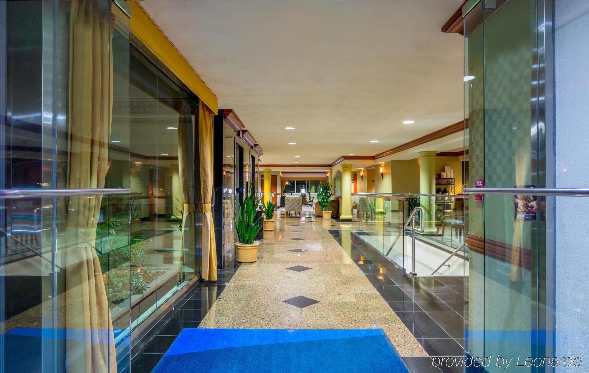 Holiday Express - Downtown By Ihg 3*