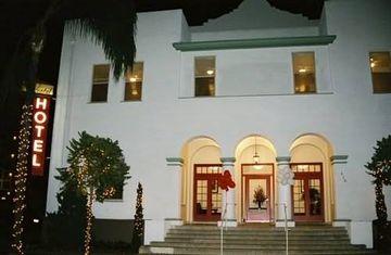 Occidental Hotel 3*